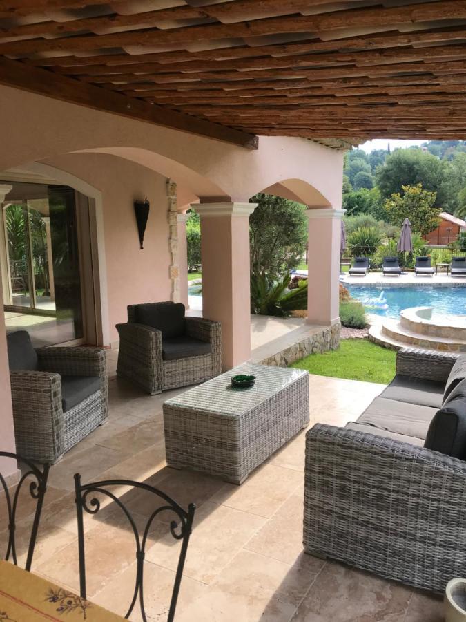 Luxueuse Villa Piscine Et Jacuzzi Saint-Paul-de-Vence Exterior foto